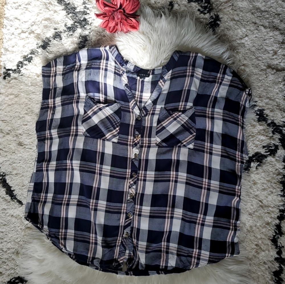 Torrid plaid sleeveless top | Torrid 2